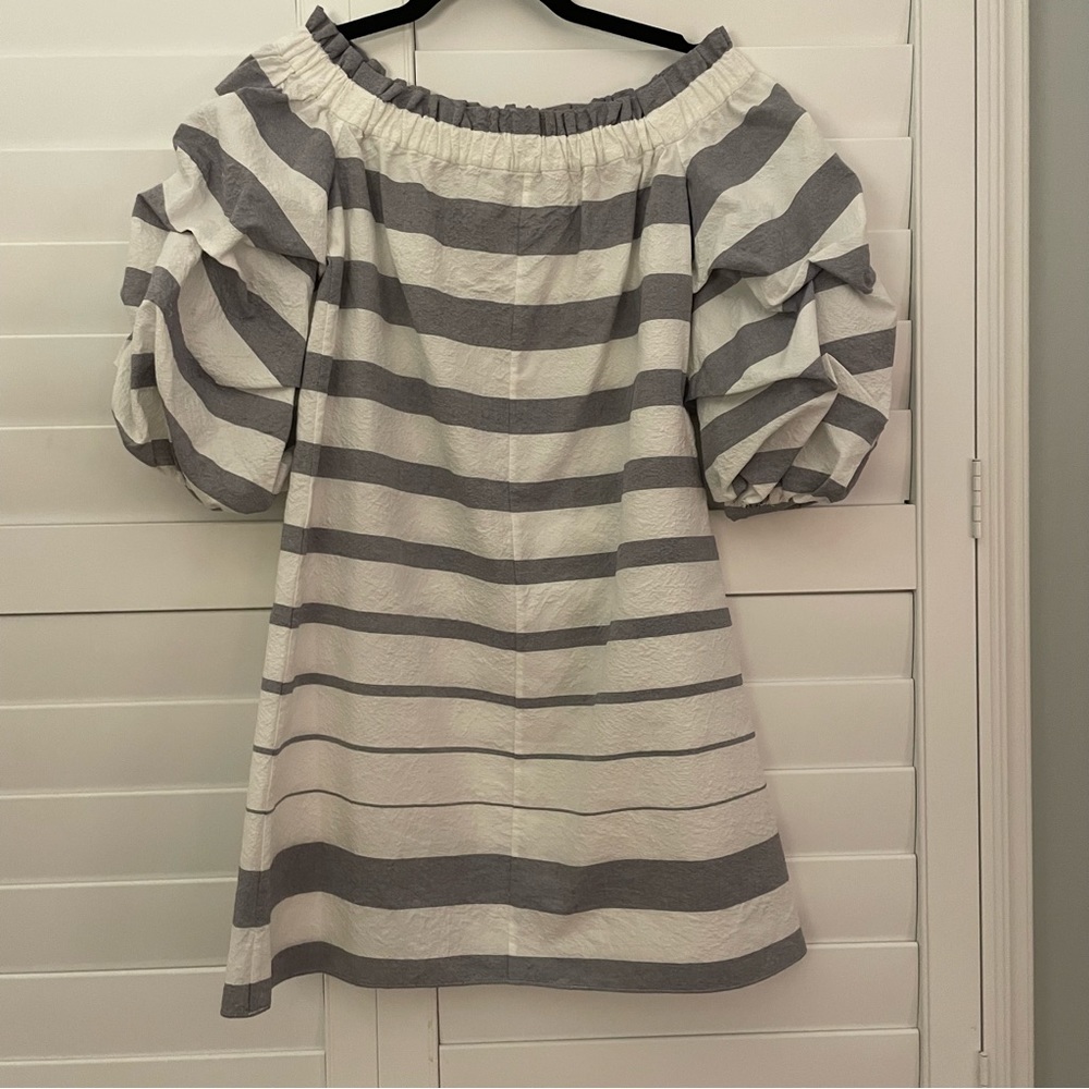 Alexis Olevetti Off The Shoulder Ruffled Striped Mini Dress Grey White XS - Picture 6 of 9
